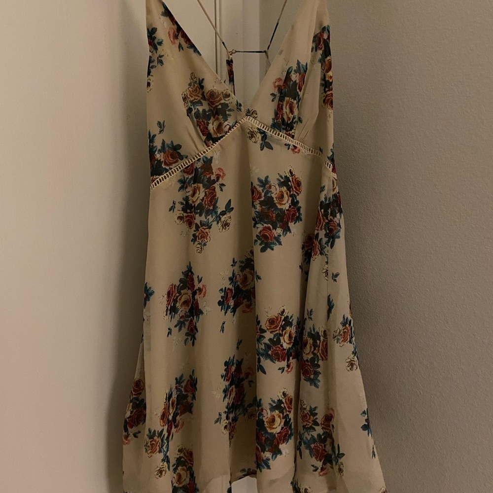Spaghetti strap floral dress